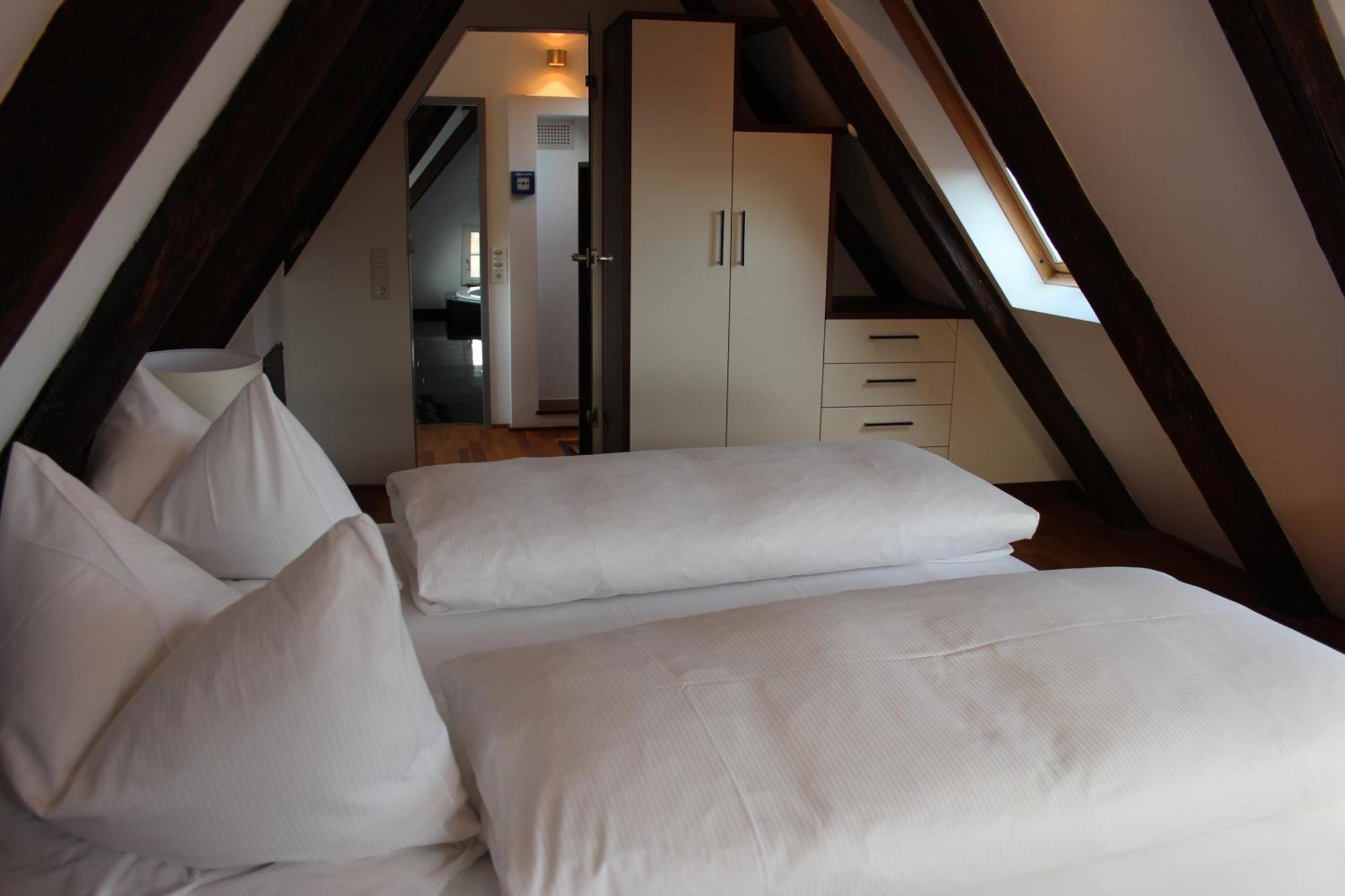 Hotel Schmales Haus Ουλμ Εξωτερικό φωτογραφία