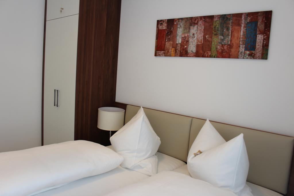Hotel Schmales Haus Ουλμ Εξωτερικό φωτογραφία